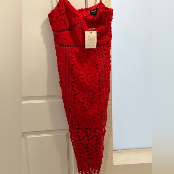 PRICE DROP SUPER SEXY $55 NWT S6 BARDOT LACE DRESS IN RED - Picture 9 of 16